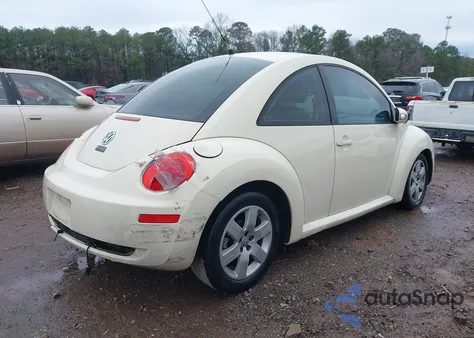 2007 Volkswagen New Beetle 2.5 from USA, damaged, VIN 3VWRW31C57M507089